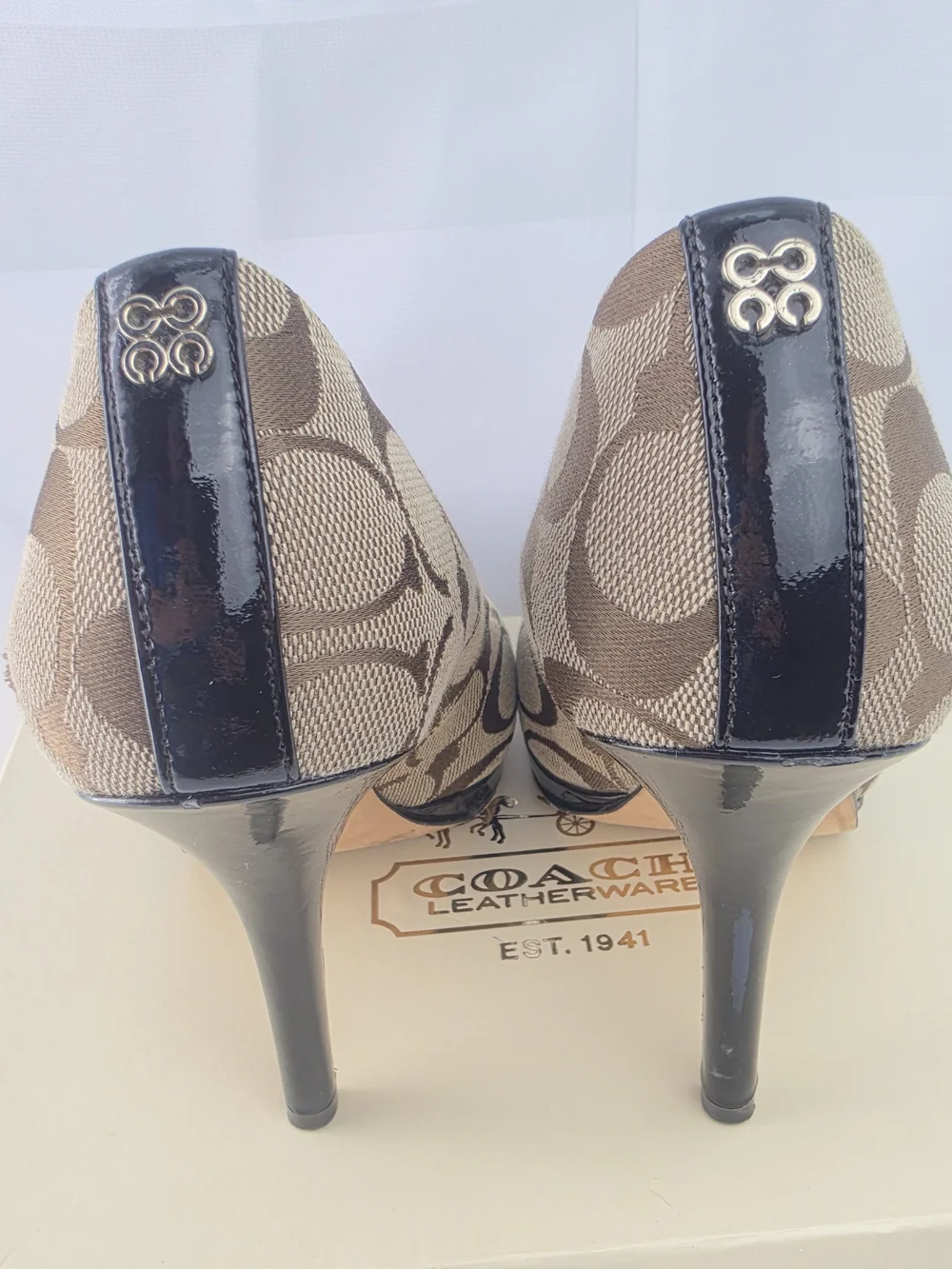 Coach Signature Canvas Brown Pump Heels W Box Sz6